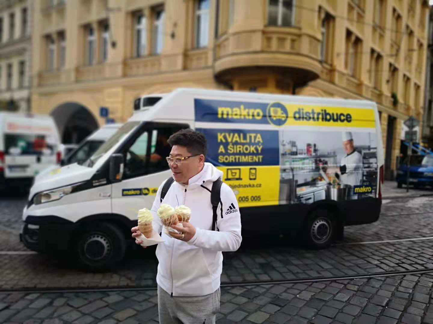 微信图片_20181017230354.jpg